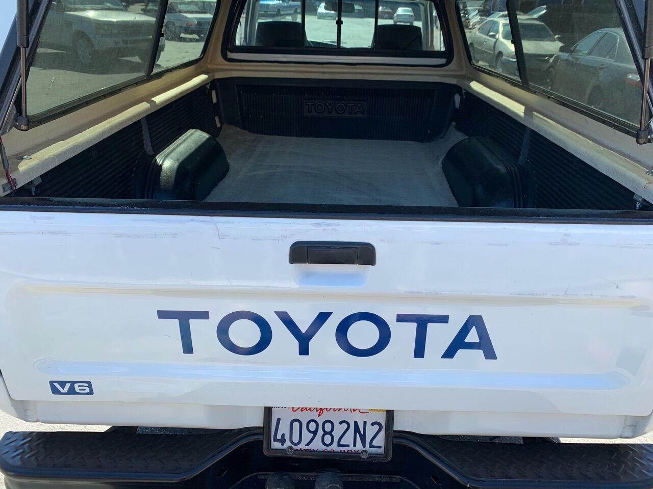 Used 1991 Toyota Pickup Deluxe 2dr 4WD Standard Cab LB For Sale