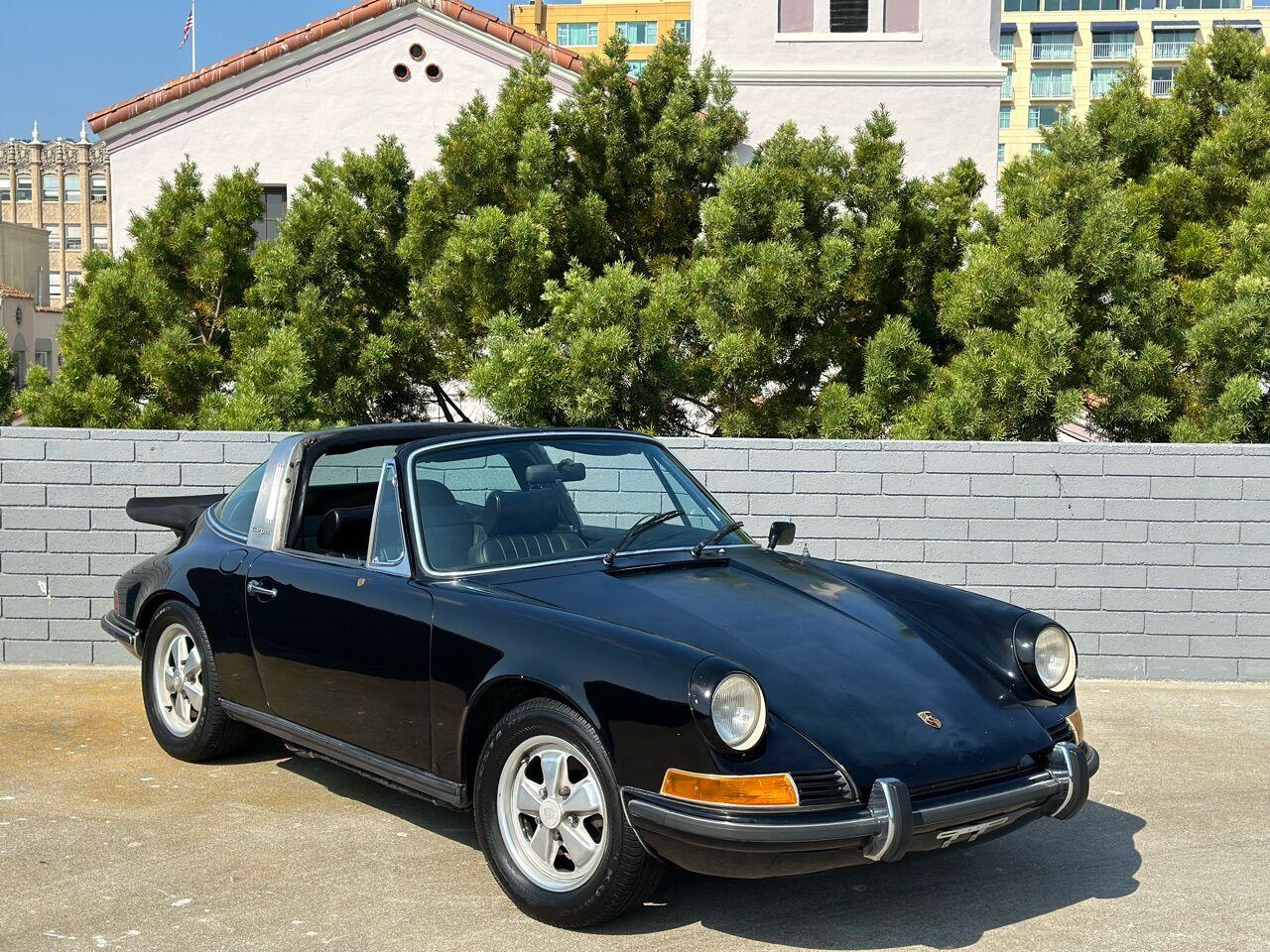 FOR SALE 1972 PORSCHE 911 visual data 2